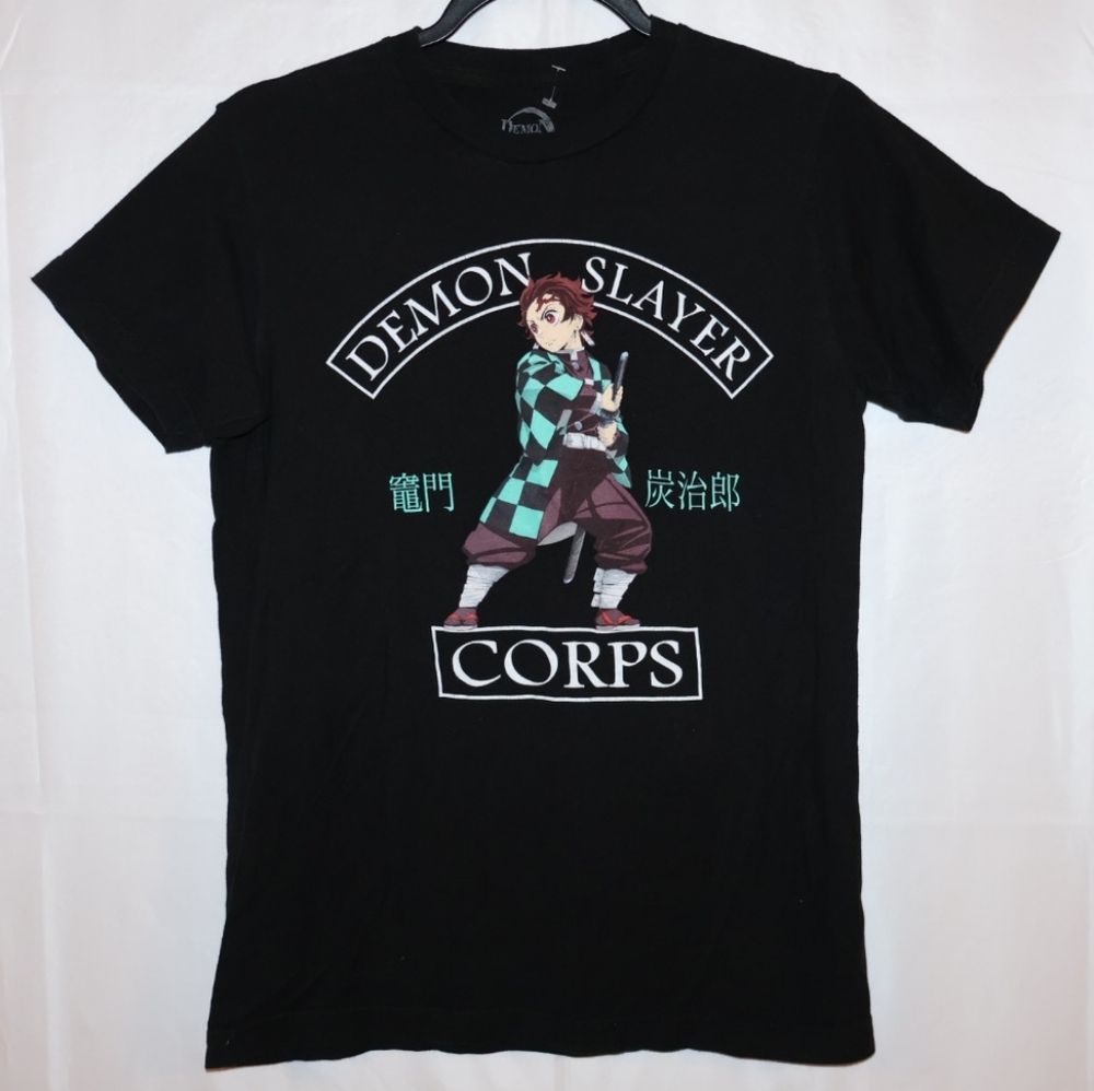 Demon Slayer Corps Tanjiro Kamado Black Unisex Shirt. Small.